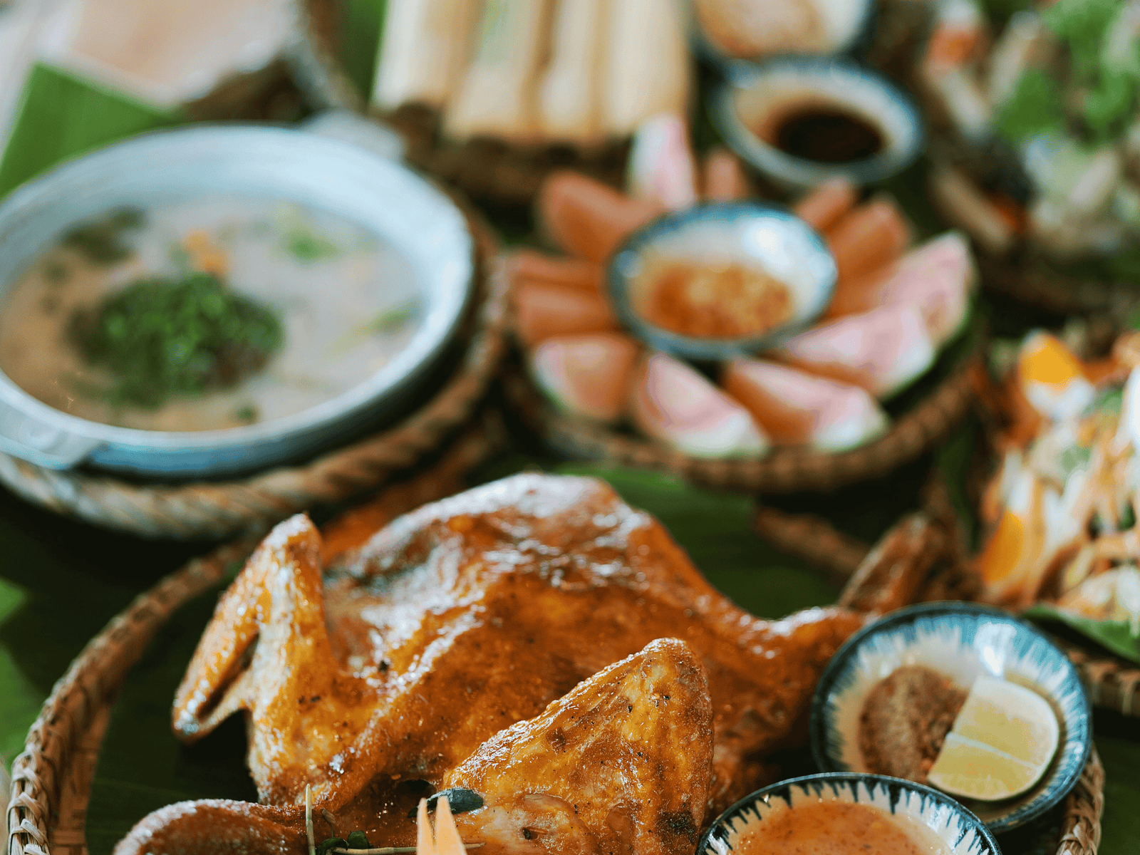 Hot entree trays for group catering